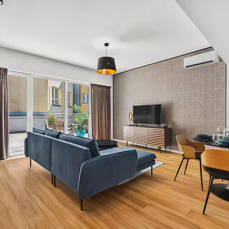 Romantic Designer With Balcony - Old Town شقة *