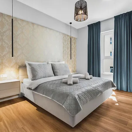 شقة Romantic Designer With Balcony - Old Town