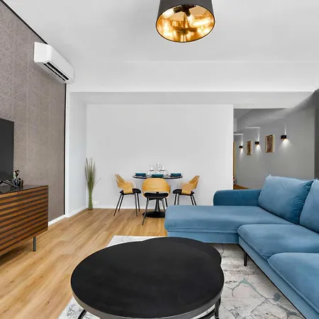 Romantic Designer With Balcony - Old Town براتسيلافا