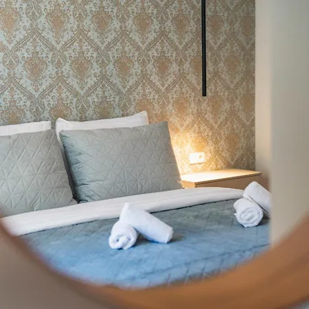 Romantic Designer With Balcony - Old Town * براتسيلافا